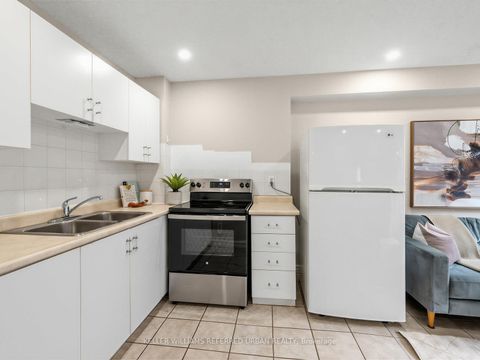 Photo 27 at 16 Guillet Street, Parkview, Toronto