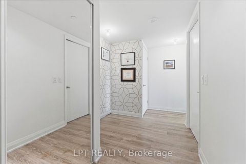 Photo 4 at 709 - 10 Gibbs Road, City Centre West, Toronto