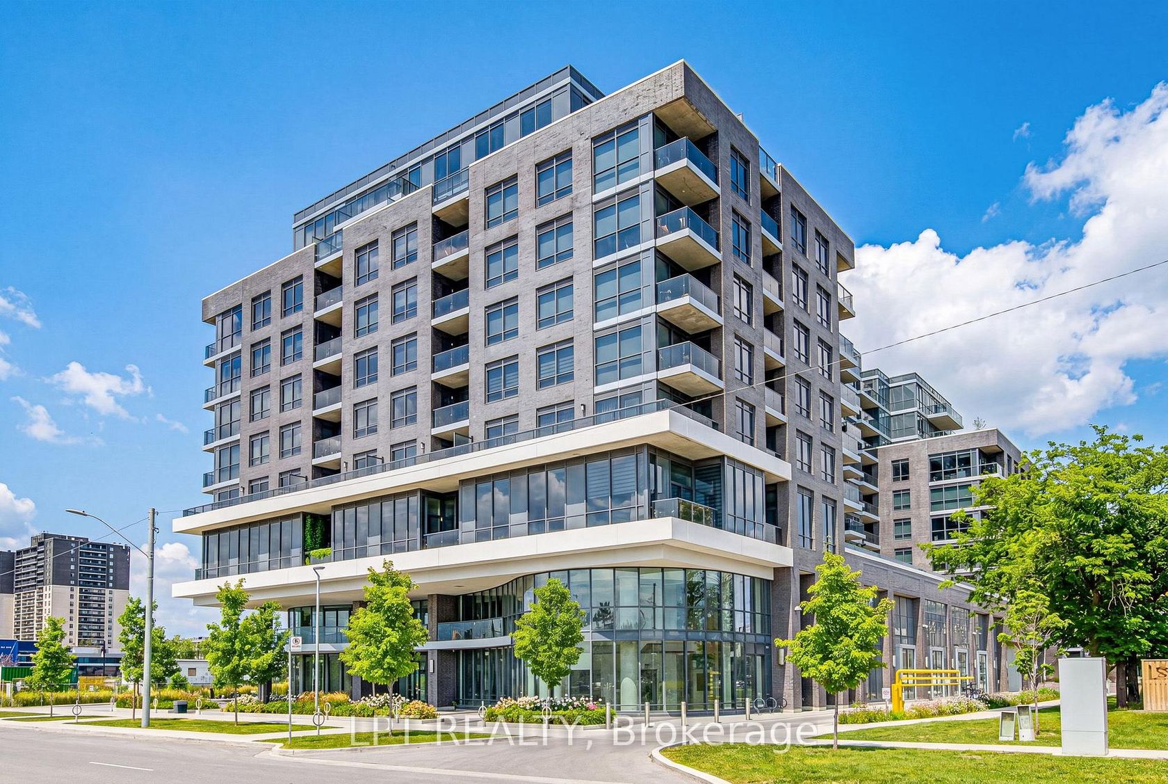 709 - 10 Gibbs Road, City Centre West, Toronto photo number 2