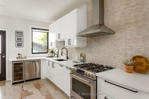 Photo 15 at 497 Keele Street, Junction Area, Toronto