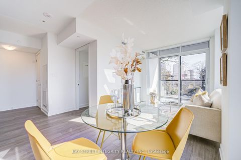 Photo 3 at 205 - 556 Marlee Avenue, Glen Park, Toronto