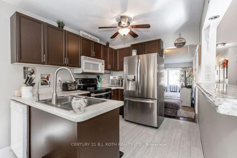 Photo 2 at 99 CARDINAL Street, Cundles East, Barrie