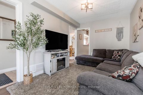 Photo 7 at 99 CARDINAL Street, Cundles East, Barrie