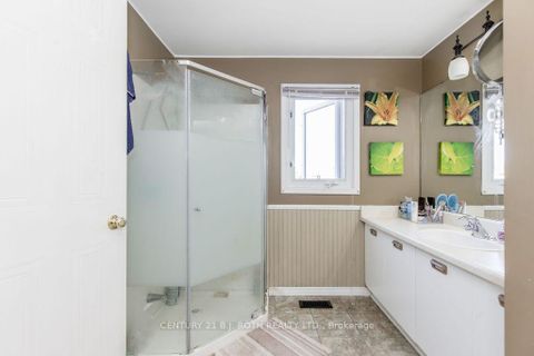 Photo 15 at 99 CARDINAL Street, Cundles East, Barrie