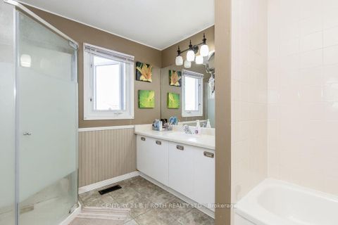Photo 17 at 99 CARDINAL Street, Cundles East, Barrie