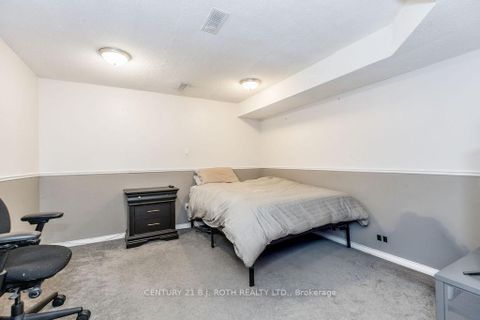 Photo 25 at 99 CARDINAL Street, Cundles East, Barrie