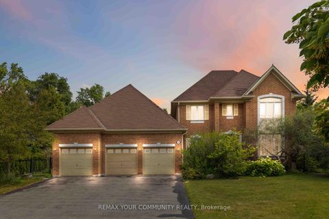 Photo 0 at 40 Hunterwood Chase, Rural Vaughan, Vaughan