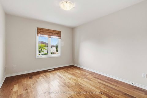 Photo 14 at 40 Hunterwood Chase, Rural Vaughan, Vaughan