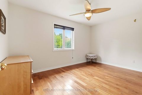 Photo 19 at 40 Hunterwood Chase, Rural Vaughan, Vaughan