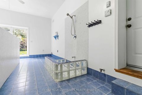 Photo 28 at 40 Hunterwood Chase, Rural Vaughan, Vaughan
