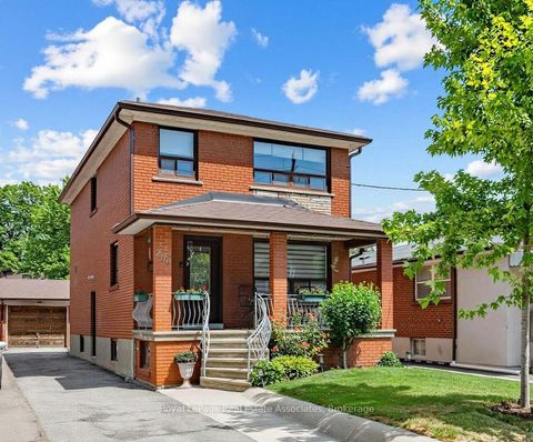 Photo 1 at 256 John Street, Weston, Toronto