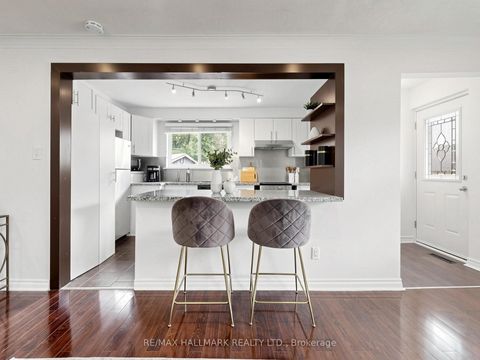 Photo 15 at 16 Dunboyne Court, Branson, Toronto