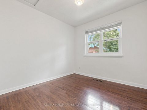 Photo 37 at 16 Dunboyne Court, Branson, Toronto