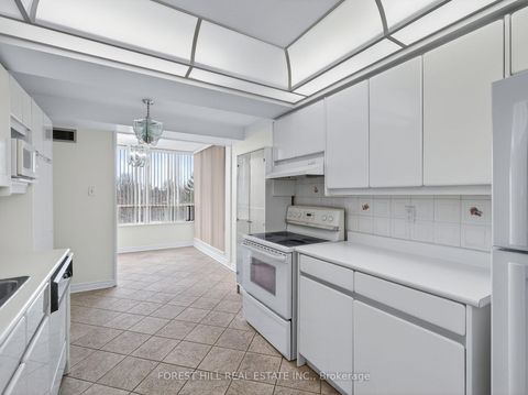 Photo 6 at 203 - 343 Clark Avenue W, Yorkhill, Vaughan