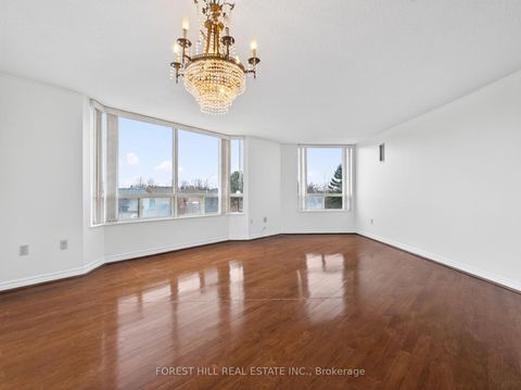 Photo 13 at 203 - 343 Clark Avenue W, Yorkhill, Vaughan
