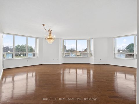 Photo 14 at 203 - 343 Clark Avenue W, Yorkhill, Vaughan
