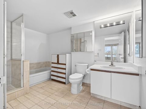 Photo 19 at 203 - 343 Clark Avenue W, Yorkhill, Vaughan