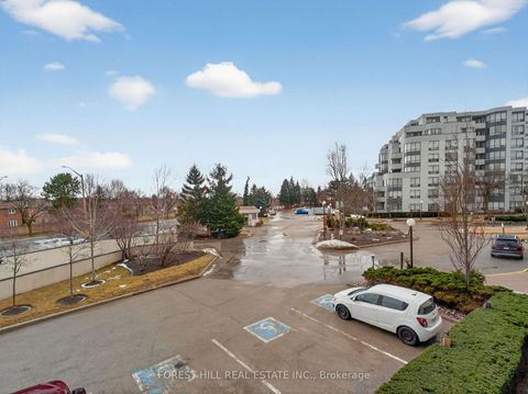 Photo 30 at 203 - 343 Clark Avenue W, Yorkhill, Vaughan