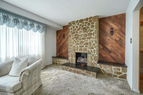 Photo 12 at 24 - 94 George Henry Boulevard, Henry Farm, Toronto