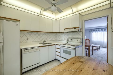 Photo 16 at 24 - 94 George Henry Boulevard, Henry Farm, Toronto