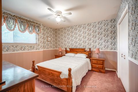Photo 19 at 24 - 94 George Henry Boulevard, Henry Farm, Toronto