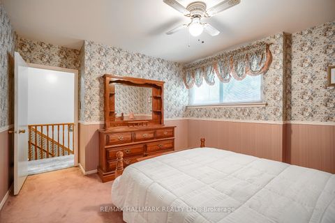 Photo 20 at 24 - 94 George Henry Boulevard, Henry Farm, Toronto