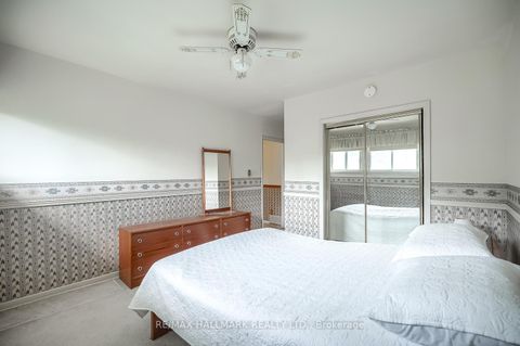 Photo 26 at 24 - 94 George Henry Boulevard, Henry Farm, Toronto
