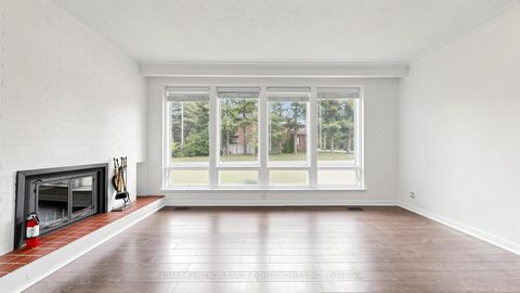 Photo 5 at 3 Greengate Road, Don Mills, Toronto