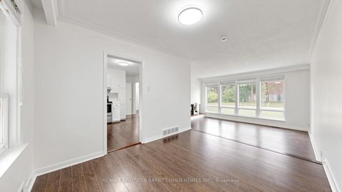 Photo 11 at 3 Greengate Road, Don Mills, Toronto