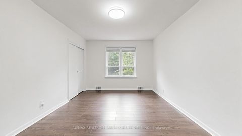 Photo 25 at 3 Greengate Road, Don Mills, Toronto