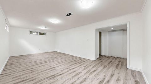 Photo 35 at 3 Greengate Road, Don Mills, Toronto