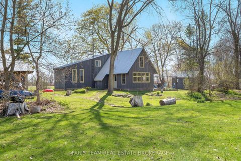 Photo 2 at 7237 6/7 Sideroad Nottawasaga, Rural Clearview, Clearview