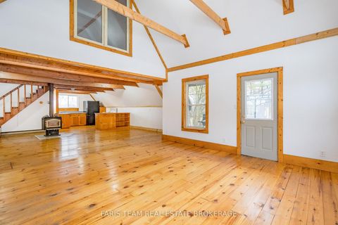 Photo 10 at 7237 6/7 Sideroad Nottawasaga, Rural Clearview, Clearview