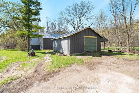 Photo 31 at 7237 6/7 Sideroad Nottawasaga, Rural Clearview, Clearview