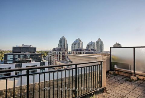 Photo 13 at PH13 - 650 Sheppard Avenue E, Bayview Village, Toronto