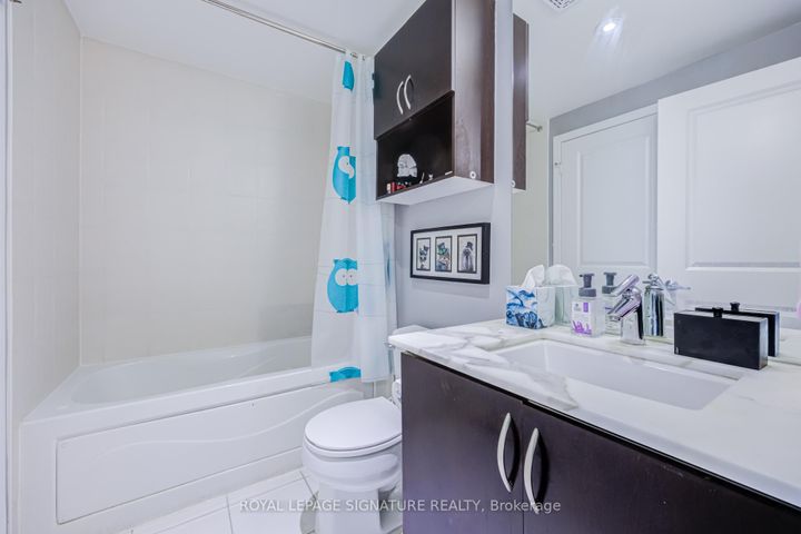 Photo 22 at 1312 - 2885 Bayview Avenue, Bayview Village, Toronto