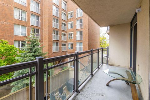 Photo 28 at 204 - 872 Sheppard Avenue W, Bathurst Manor, Toronto