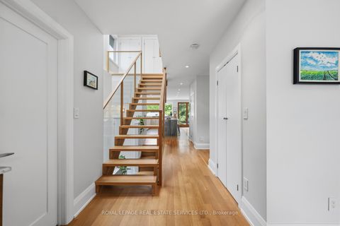 Photo 4 at 8 Firwood Crescent, Rosethorn, Toronto