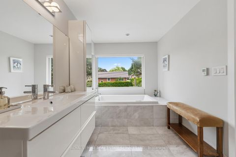 Photo 25 at 8 Firwood Crescent, Rosethorn, Toronto