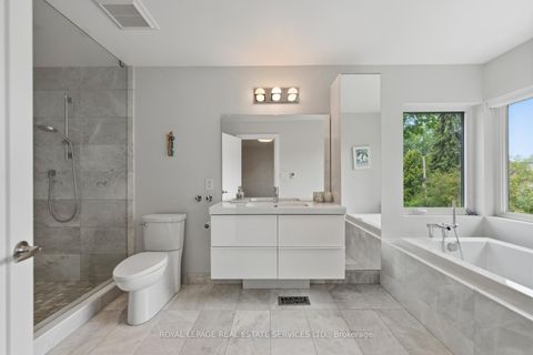 Photo 26 at 8 Firwood Crescent, Rosethorn, Toronto