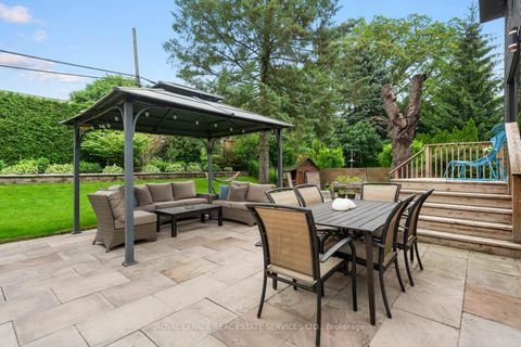 Photo 41 at 8 Firwood Crescent, Rosethorn, Toronto