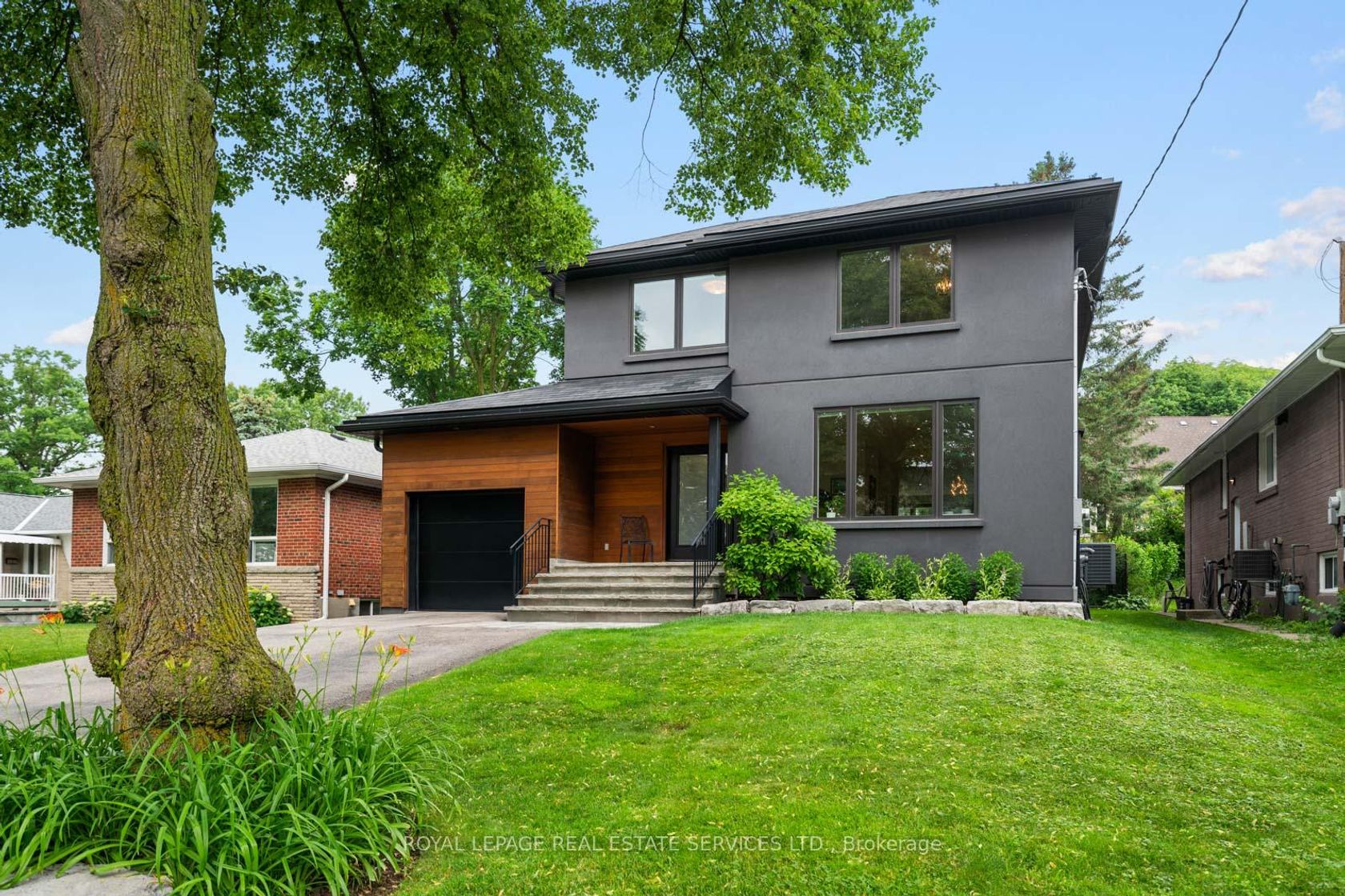 8 Firwood Crescent, Rosethorn, Toronto 