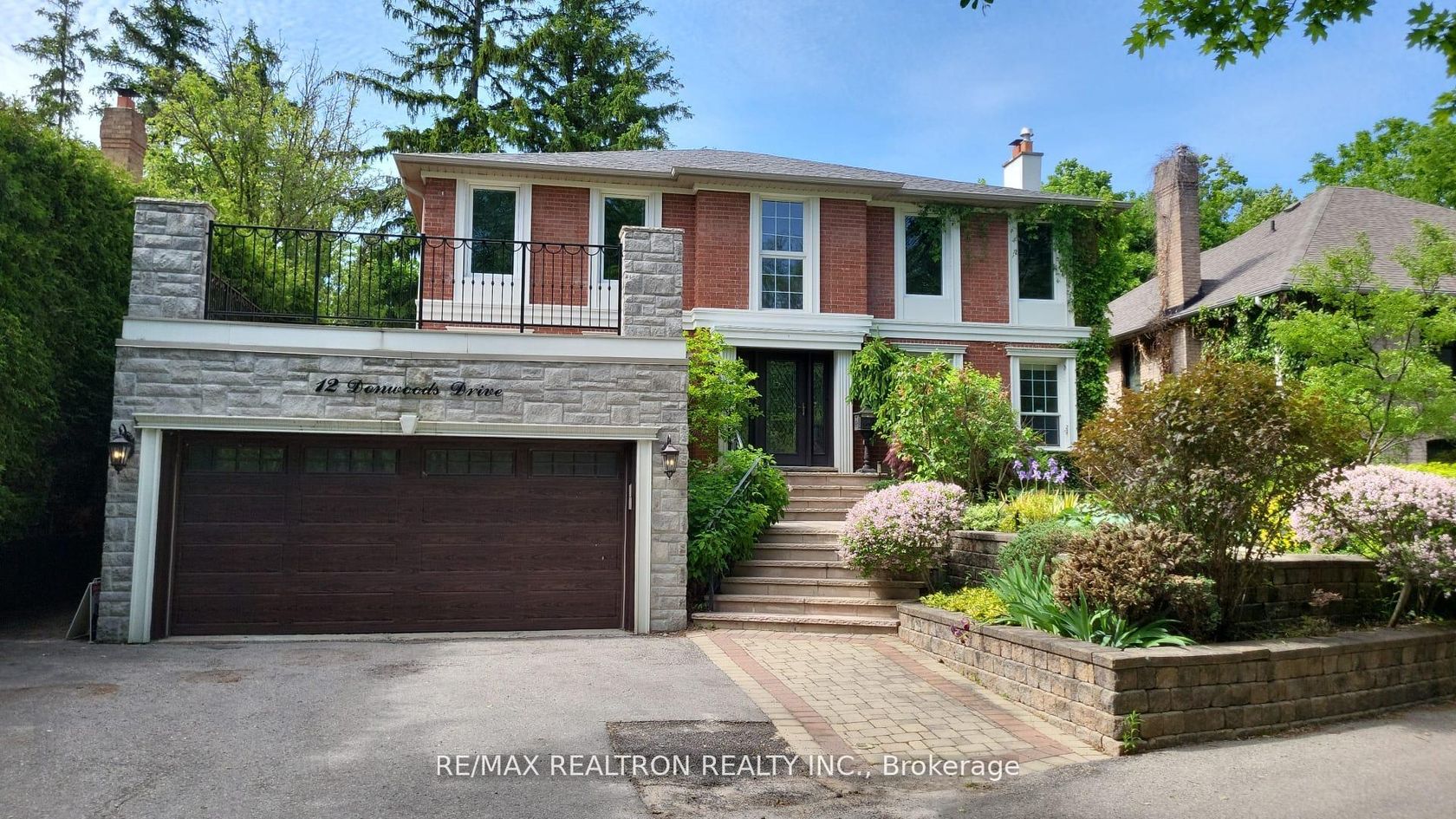12 Donwoods Drive, York Mills, Toronto 
