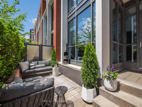 Photo 2 at 130 St David Street, Regent Park, Toronto