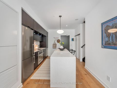 Photo 8 at 130 St David Street, Regent Park, Toronto
