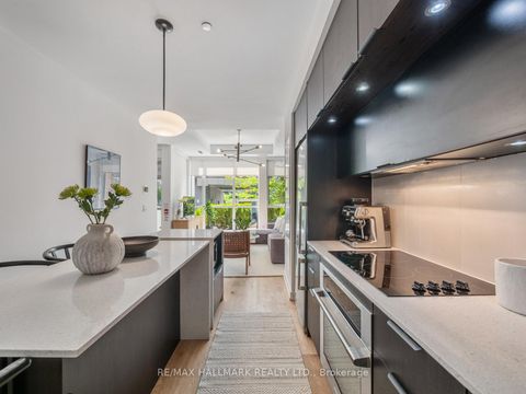 Photo 11 at 130 St David Street, Regent Park, Toronto
