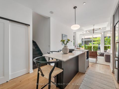 Photo 12 at 130 St David Street, Regent Park, Toronto