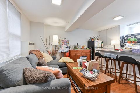 Photo 1 at 400 Summerhill Avenue, Moore Park, Toronto