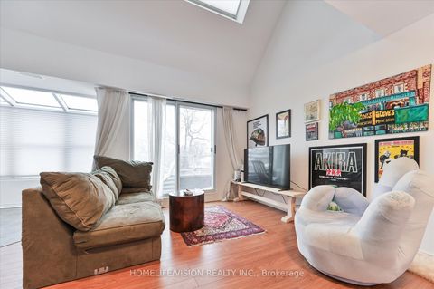 Photo 31 at 400 Summerhill Avenue, Moore Park, Toronto