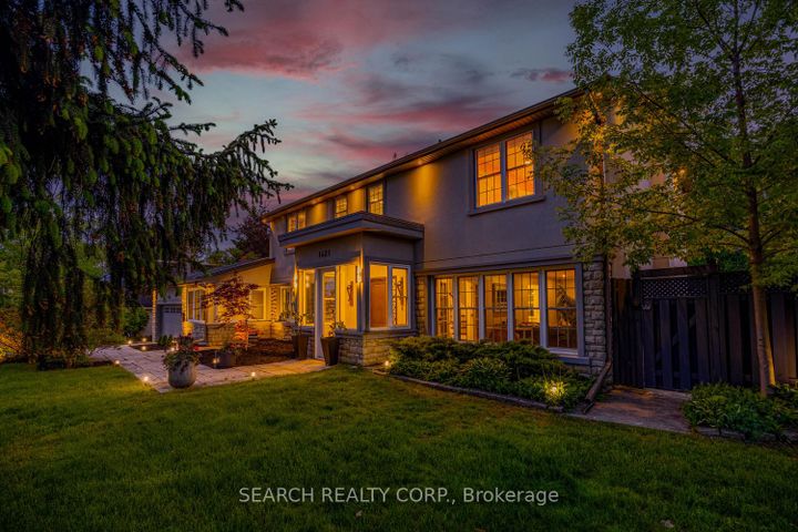 Photo 3 at 1421 Watersedge Road, Clarkson, Mississauga